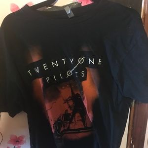Twenty One Pilots black t-shirt
